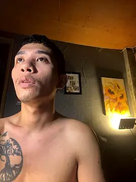 xlovercum online show from January 13, 7:07 pm