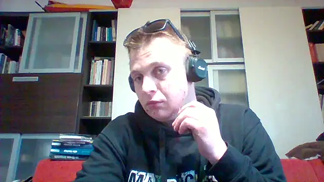 Matttthees online show from December 15, 12:06 pm