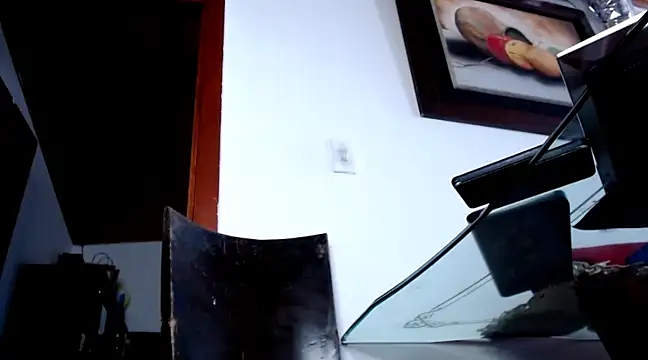 Snapshot of SimonRoberth chatting on January 17, 4:37 pm SimonRoberth online show from January 17, 4:37 pm