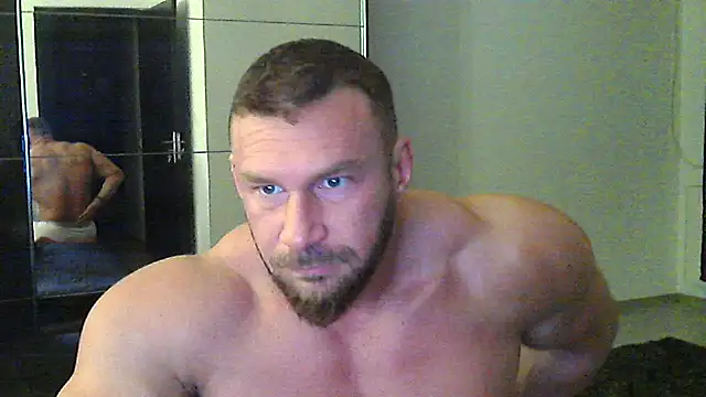 muscularkevin online show from November 25, 4:47 am