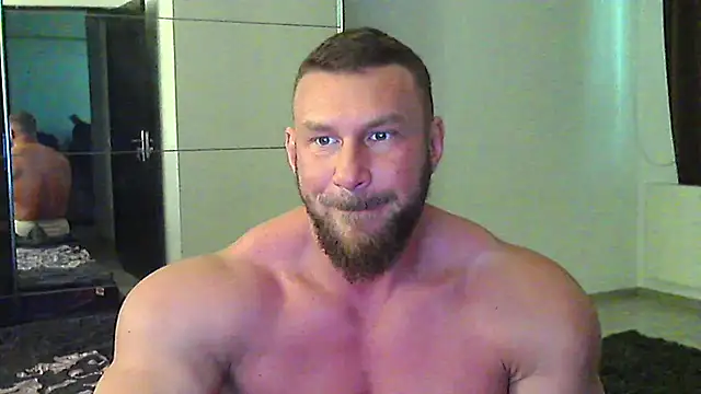 muscularkevin online show from April 8, 1:09 pm