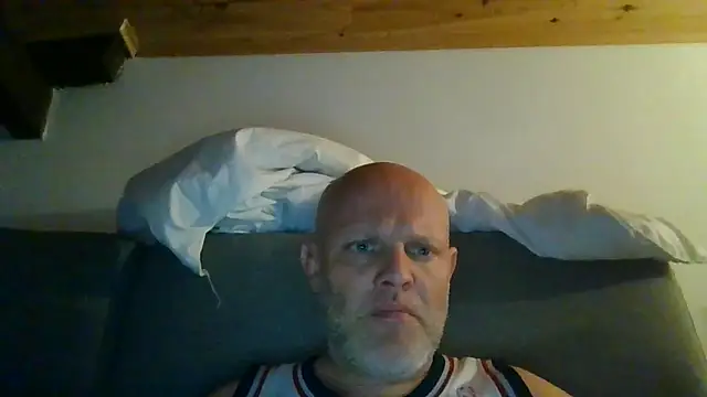 davigochi77bcn online show from February 22, 9:27 pm