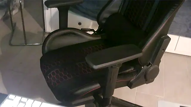 sr4343 online show from February 10, 8:24 pm