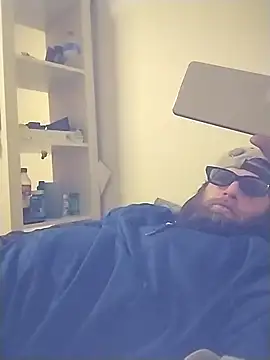 Snapshot of 29liquid1989 chatting on December 8, 4:14 am 29liquid1989 online show from December 8, 4:14 am