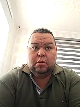 hotalexxx1 online show from December 4, 9:33 pm