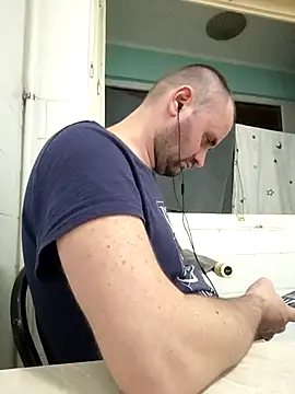 Govora online show from November 14, 10:33 pm