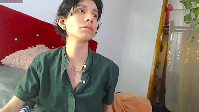 LAICK 01 online show from April 18, 5:42 am