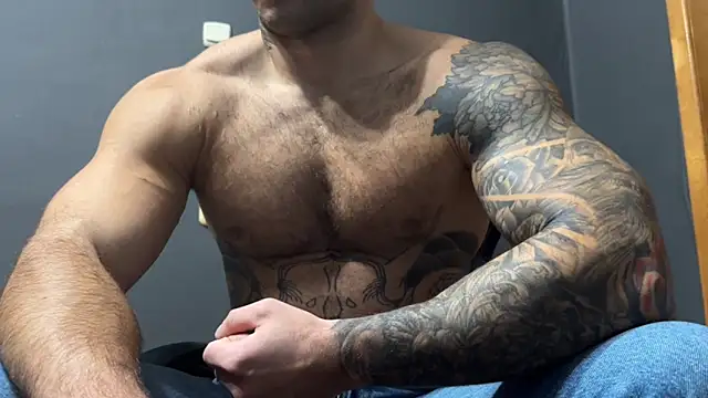 Mr YourGod online show from November 15, 6:26 am