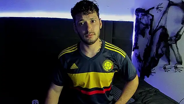 alejandro  2 online show from November 4, 10:44 pm