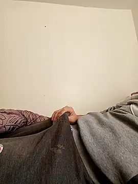 ScalicHat69 online show from April 7, 9:09 am