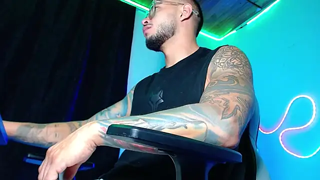 sebastian horny online show from February 13, 7:47 am