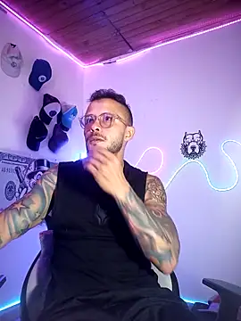 sebastian horny online show from March 17, 8:39 am