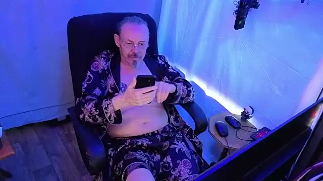 Richy  Rich  online show from April 12, 12:03 am