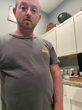 smokeymt420 online show from March 31, 6:04 am