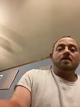 smokeymt420 online show from December 26, 12:14 am