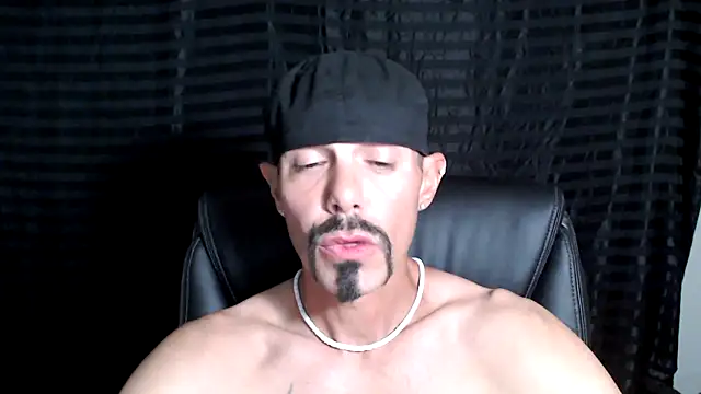 ThickD2C online show from February 13, 5:33 pm