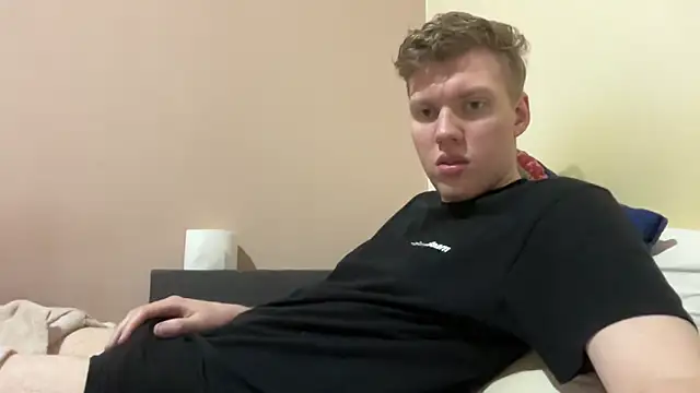 sexybooii6968 online show from February 20, 2:41 pm