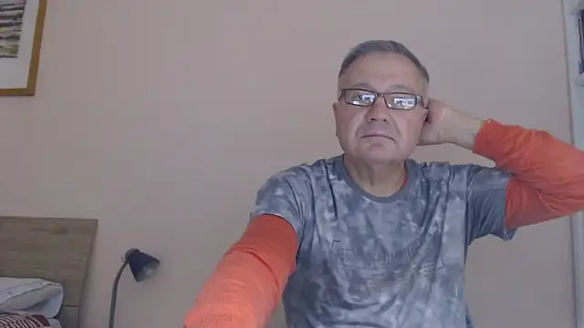 YOU6me online show from October 16, 4:26 pm