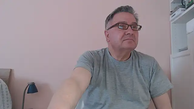 YOU6me online show from February 22, 10:40 am