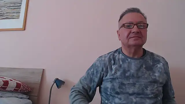 YOU6me online show from October 9, 9:25 am