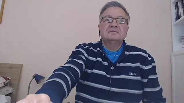 YOU6me online show from October 1, 2:21 pm