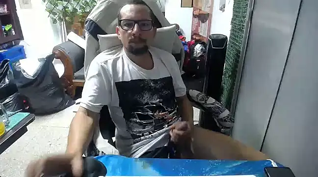 alexam galxh online show from February 24, 11:30 pm