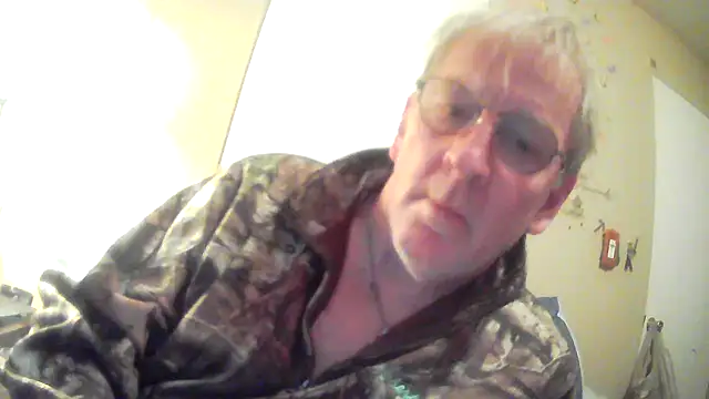 jck1m0t online show from December 31, 7:51 pm