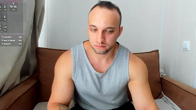 Snapshot of michaelbradleu chatting on February 10, 12:39 pm michaelbradleu online show from February 10, 12:39 pm