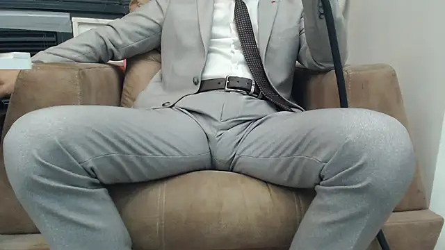 masterxmonster online show from December 19, 8:44 pm