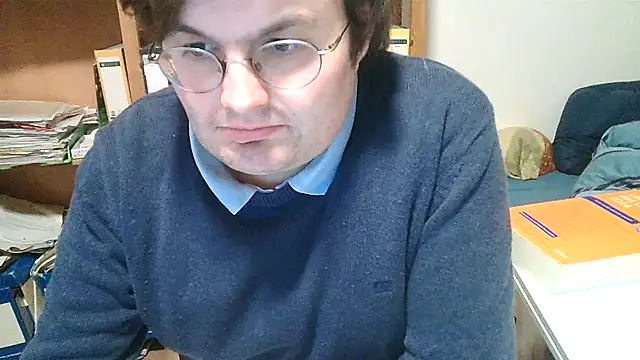 makau1 online show from March 5, 6:01 pm