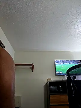 zz00055892 online show from April 24, 2:03 am