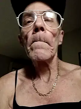 Bigirl4you online show from April 6, 3:14 am