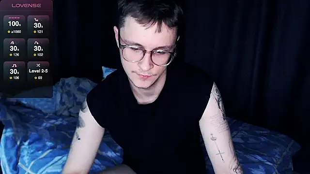 dishonoredboy online show from November 20, 8:07 pm