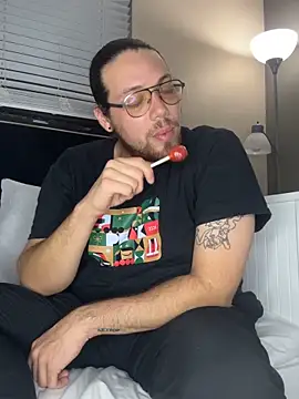 lucasgalacticman online show from September 24, 11:58 pm