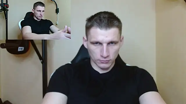 Snapshot of PoliglotJoe chatting on January 14, 9:02 am PoliglotJoe online show from January 14, 9:02 am