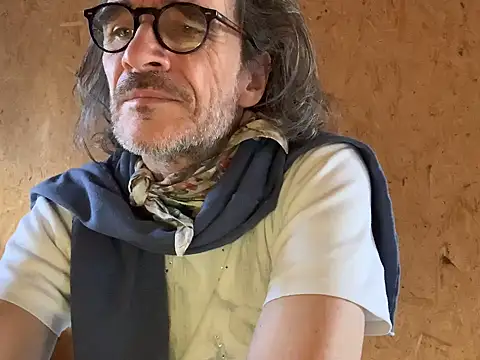 GioApri online show from January 14, 11:59 am