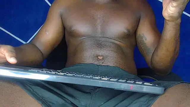 MAXJONES 2 online show from December 18, 1:26 am