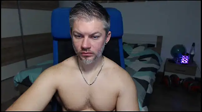 RobbyShawz online show from December 5, 5:26 am