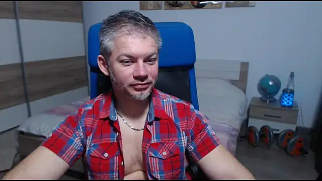 RobbyShawz online show from November 19, 5:18 am