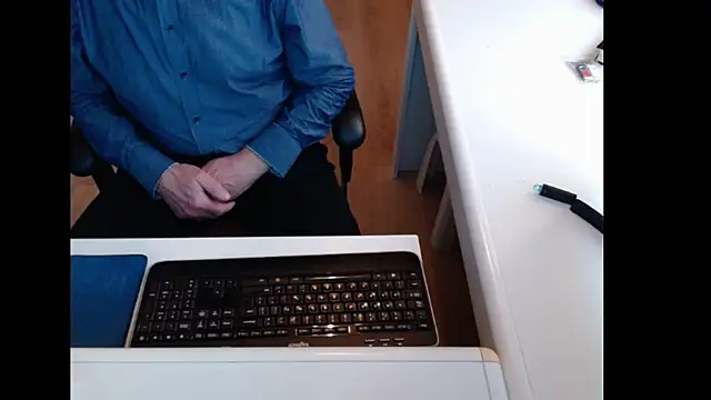 dutchpornking online show from November 22, 2:38 pm