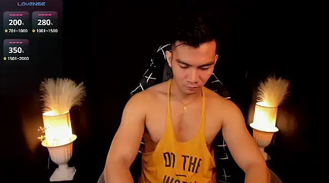 000batman000 online show from March 15, 1:52 am