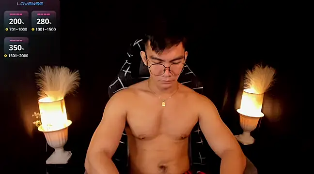 000batman000 online show from March 15, 12:56 pm