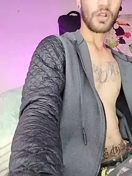 iamxandertv online show from November 27, 11:36 am