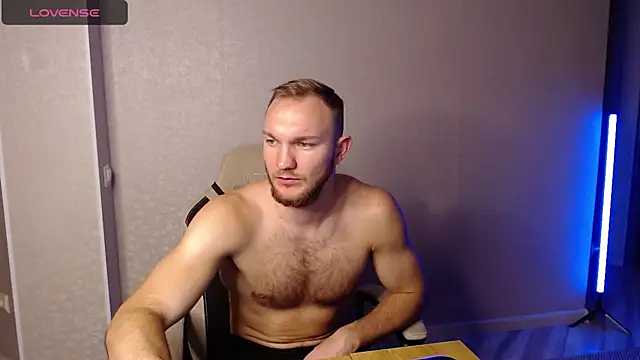 Snapshot of Toress1 chatting on December 7, 5:31 pm Toress1 online show from December 7, 5:31 pm