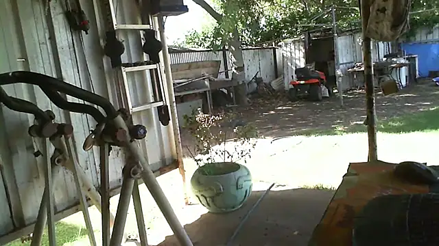 herbie010666 online show from March 10, 5:33 am