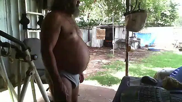 herbie010666 online show from December 4, 3:26 am