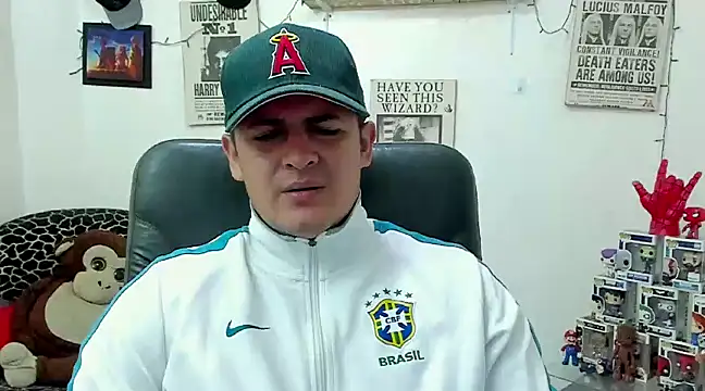 Snapshot of ney_22 chatting on February 22, 7:10 pm ney 22 online show from February 22, 7:10 pm