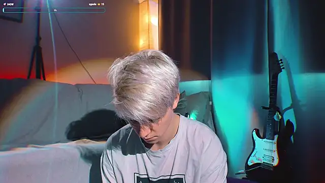 Breston Sweet online show from November 15, 7:32 am