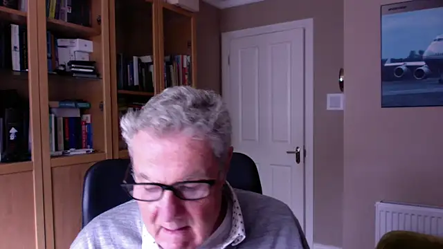 Snapshot of Oldpistolpete chatting on February 16, 3:05 pm Oldpistolpete online show from February 16, 3:05 pm