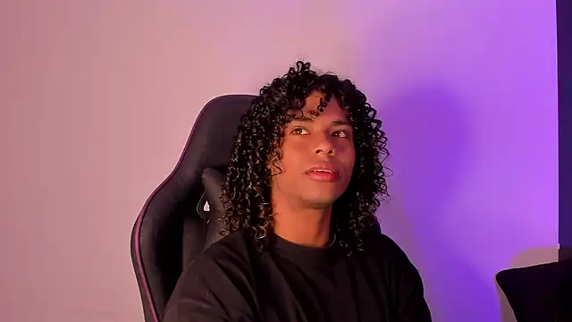 Lucas eevans online show from January 22, 3:51 pm